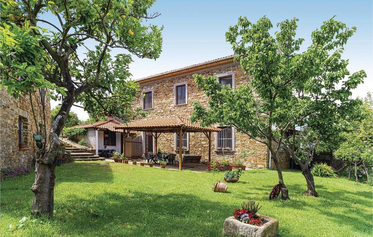 Ferienwohnung für 4 Personen, mit Terrasse in Santa Maria di Castellabate - 2