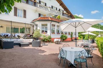 Hôtel pour 2 personnes, avec sauna et piscine ainsi que jardin et jacuzzi, animaux acceptés à Goumois