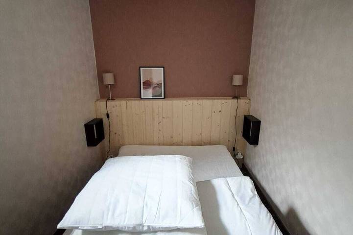 Ganze Wohnung, Apartment Veronica - your cocoon with terrace in the center of La Bourboule in La Bourboule, Regionaler Naturpark Volcans d'Auvergne