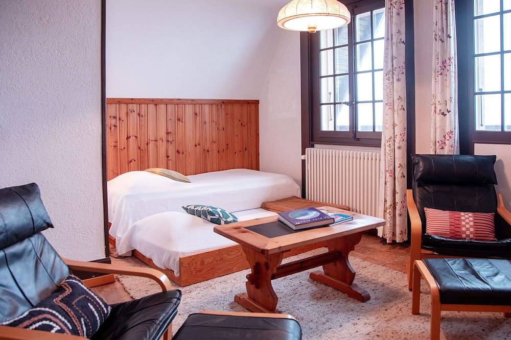 Entire apartment, Lovely apartment for 4 guests with Tv and balcony in Villars-sur-Ollon, Ollon (Villars-sur-Ollon)