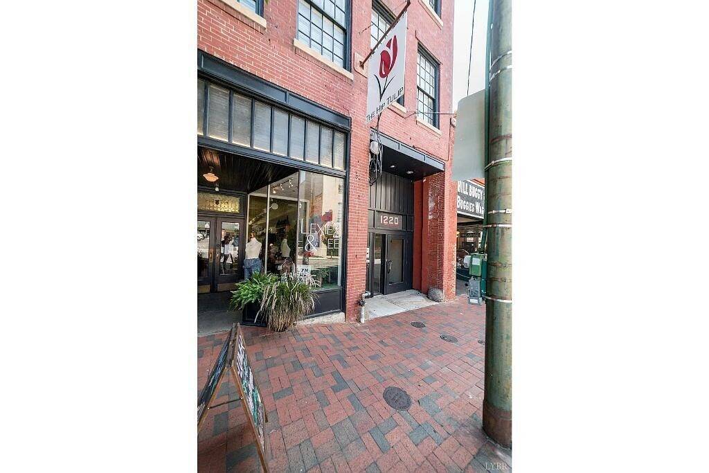 Ganze Wohnung, Luxurious 3Br Downtown Penthouse - Perfect Location in Lynchburg, Virginia