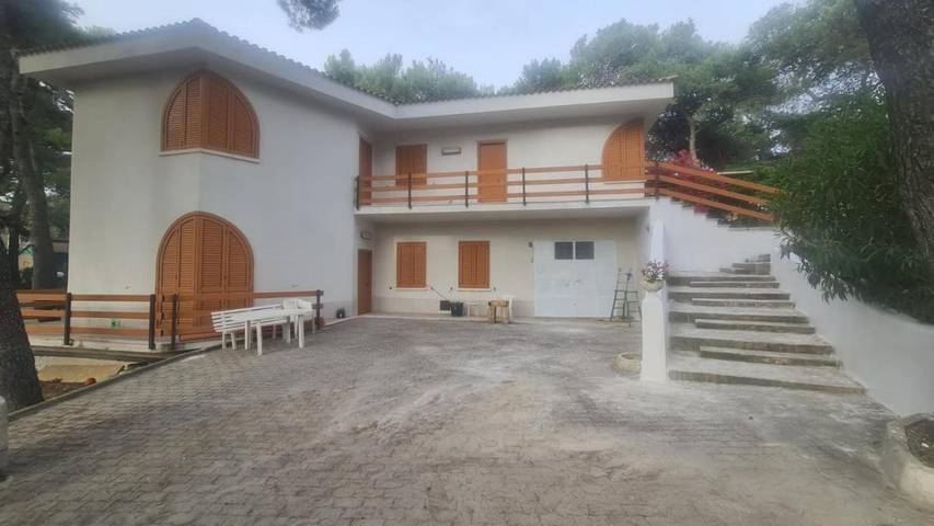 Gîte pour 4 personnes, avec vue ainsi que jardin et terrasse à Palagiano - 4