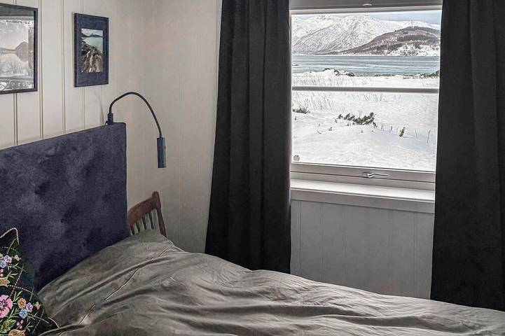 Schönes Haus mit 3 Schlafzimmern in Hol in Vestfjorden