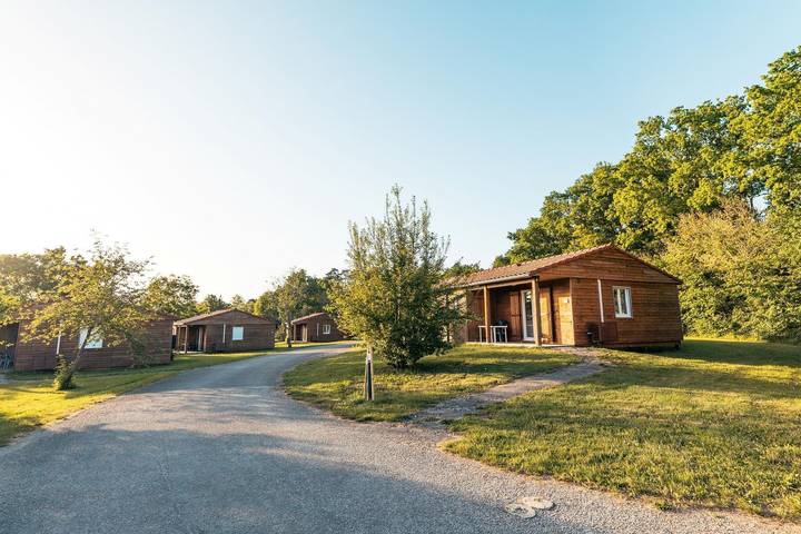 Domaine de la Vingeanne Chalet Standard in Villegusien-le-Lac, Haute-Marne