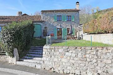 Maison de vacances pour 5 personnes, avec terrasse et jardin, animaux acceptés dans Lozère