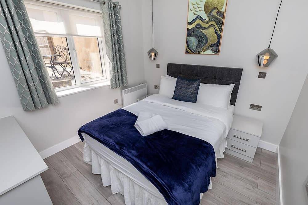 Ganze Wohnung, Apartment-Superior-Eigenes Badezimmer-Terrasse-Elm House-1-Bed-Flat 2 in Reading, Berkshire