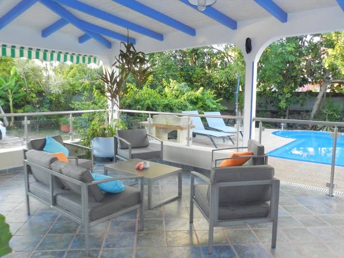 Location de vacances pour 6 personnes, avec jardin ainsi que jacuzzi et piscine dans Plage de l'Autre Bord