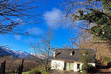 Gîte pour 6 personnes, avec jardin à Poueyferré