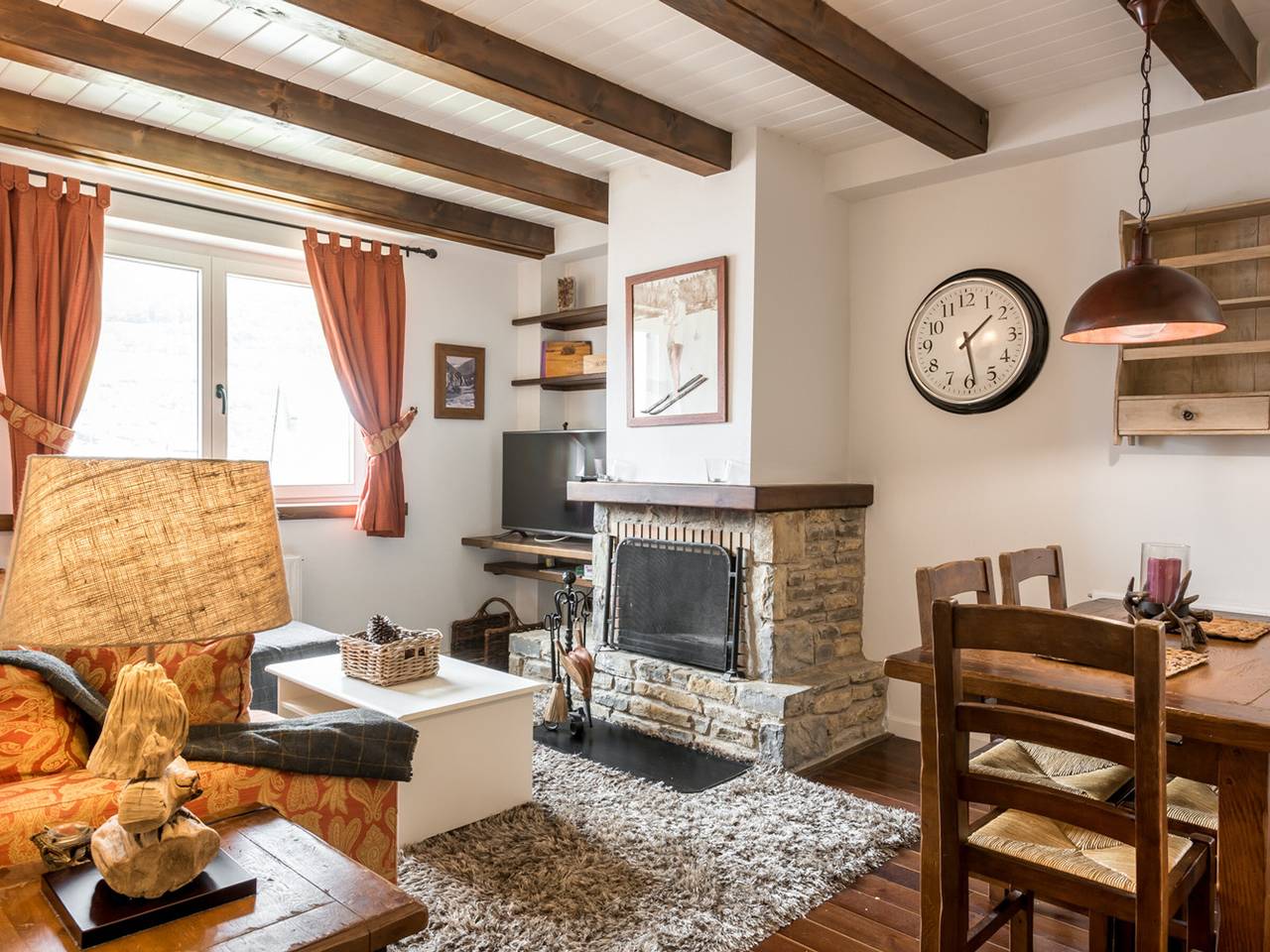 Appartement entier, Cap dera Vila: Apt moderne 3 chambres à Vielha, parking inclus in Vielha, Vielha e Mijaran