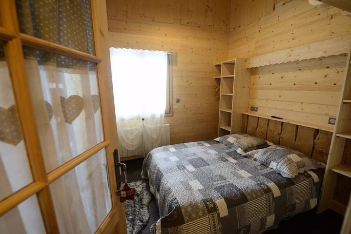 Apartamento entero, Nuevo chalet, spa, sauna, terrazas Sur in Le Lioran, Laveissière