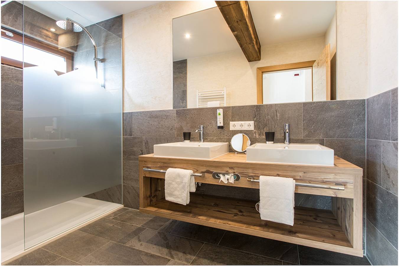 Entire apartment, Alpenlodge Alexander Lodge 4 in Ladis, Serfaus-Fiss-Ladis