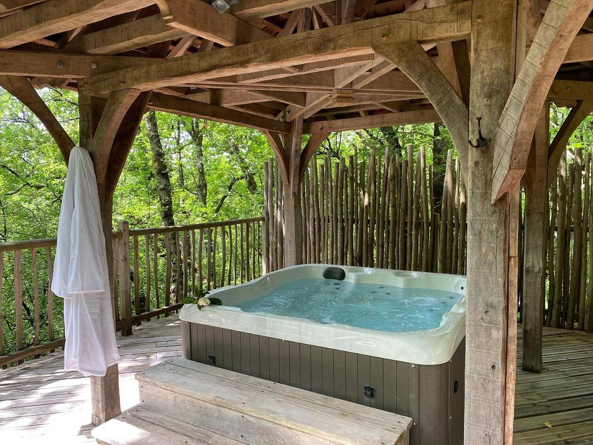 Deluxe Double Room in Beaumontois en Périgord, Périgord Pourpre