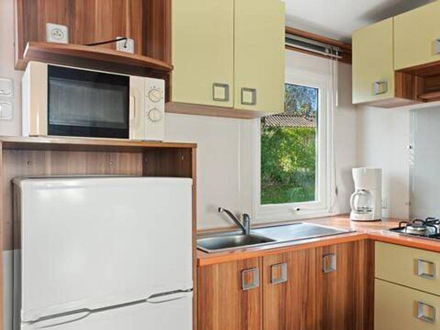 Camping La Dune Blanche - Mobilhome 4 personnes - Mobil-home | Classic | 2 Ch. | 4 Pers. | Terrasse simple in Camiers, Région de Montreuil