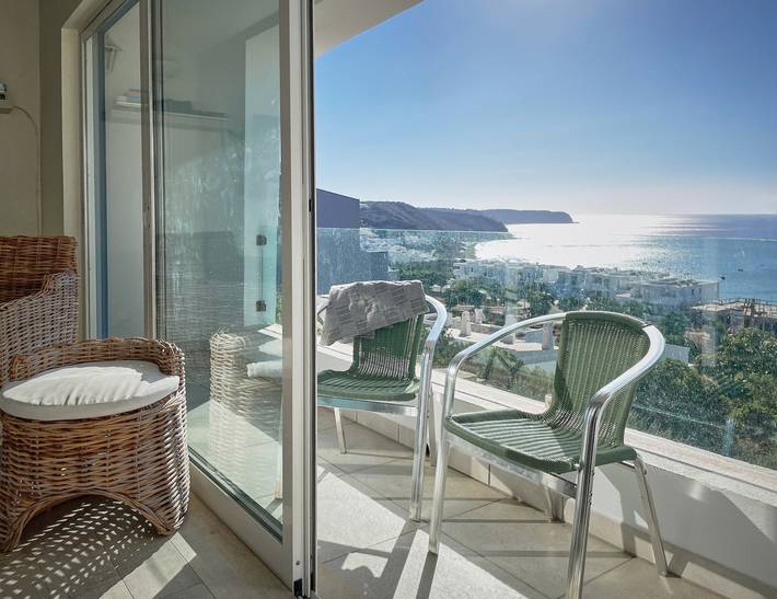 Ferienwohnung für 5 Personen, mit Meerblick und Balkon sowie Terrasse in Salema - 3
