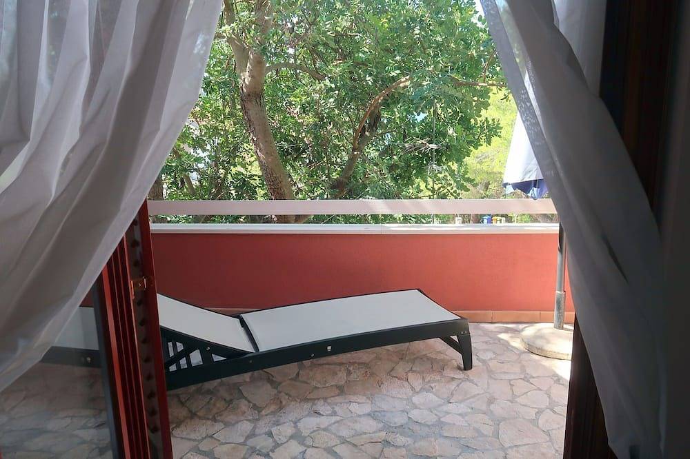 Ganze Wohnung, 2-Zimmer-Ferienwohnung mit Terrasse Loviste, Peljesac in Dubrovnik-Neretva