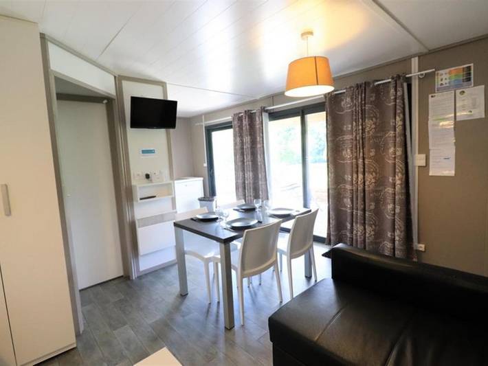 Location de vacances pour 4 personnes, avec Terrasse et Jardin dans Le Rouget-Pers - 3