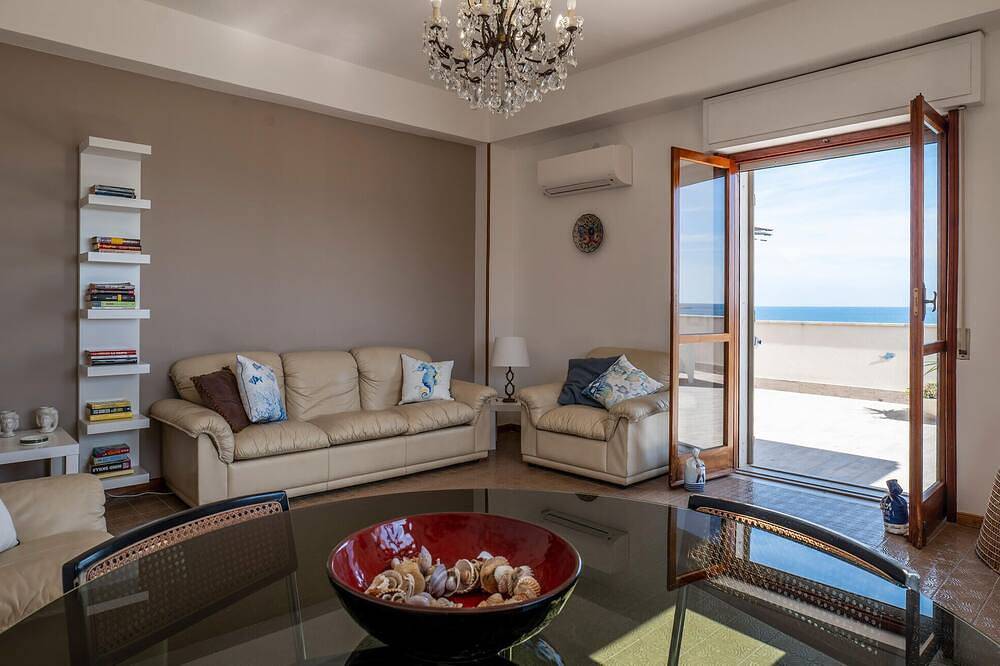 Appartamento intero, Splendido appartamento a Pozzallo con vista mare. in Pozzallo, Provincia di Ragusa