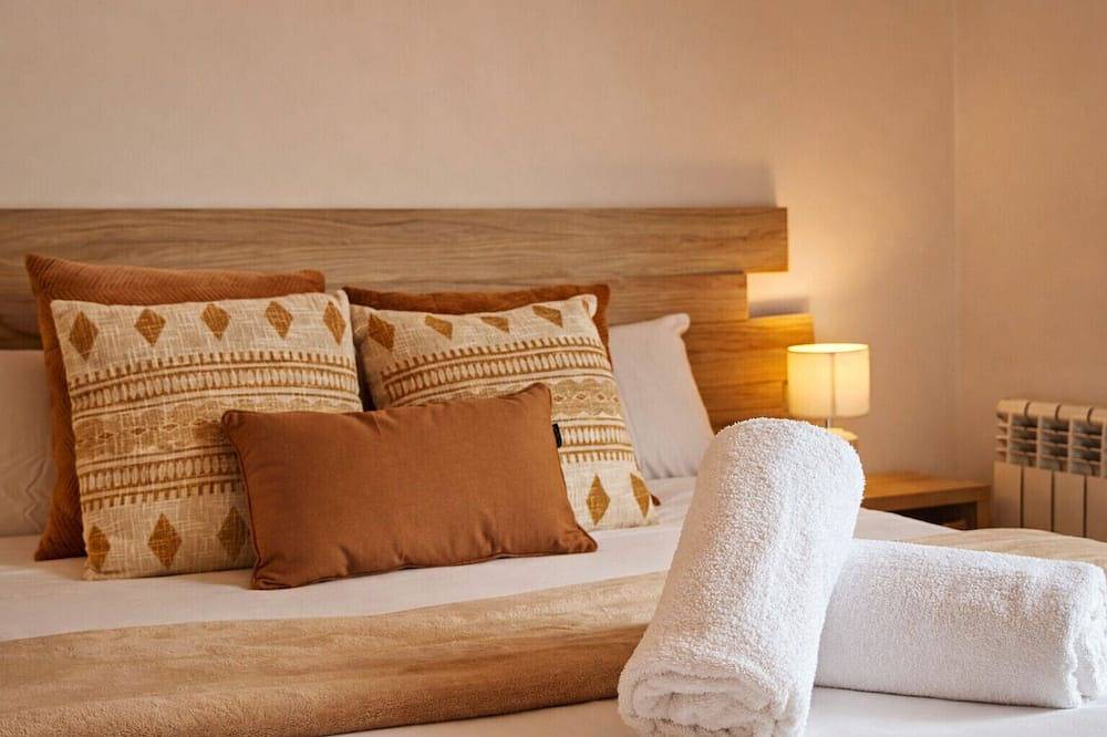 Entire apartment, Vall de Muntanyes - Costabona in Molló, Catalan Pyrenees