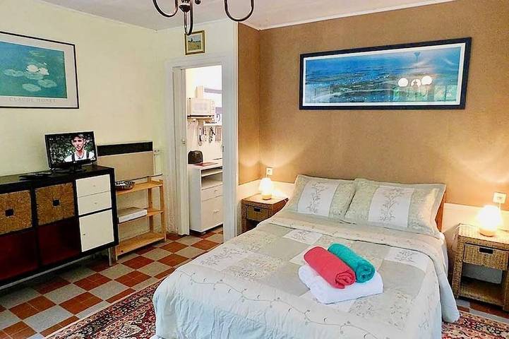 Gîte pour 2 personnes, avec terrasse et jardin dans Souleuvre-en-Bocage - 2