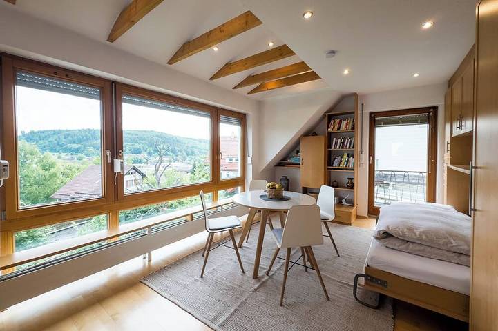 Ferienwohnung für 3 Personen, mit Balkon und Garten in Heidenheim
