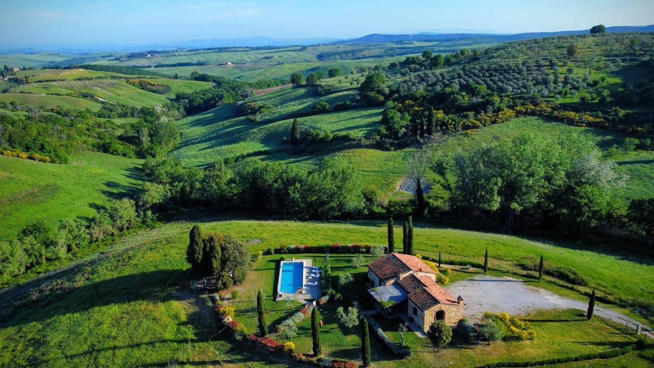 Three-Bedroom Villa in San Giovanni d'Asso, Montalcino