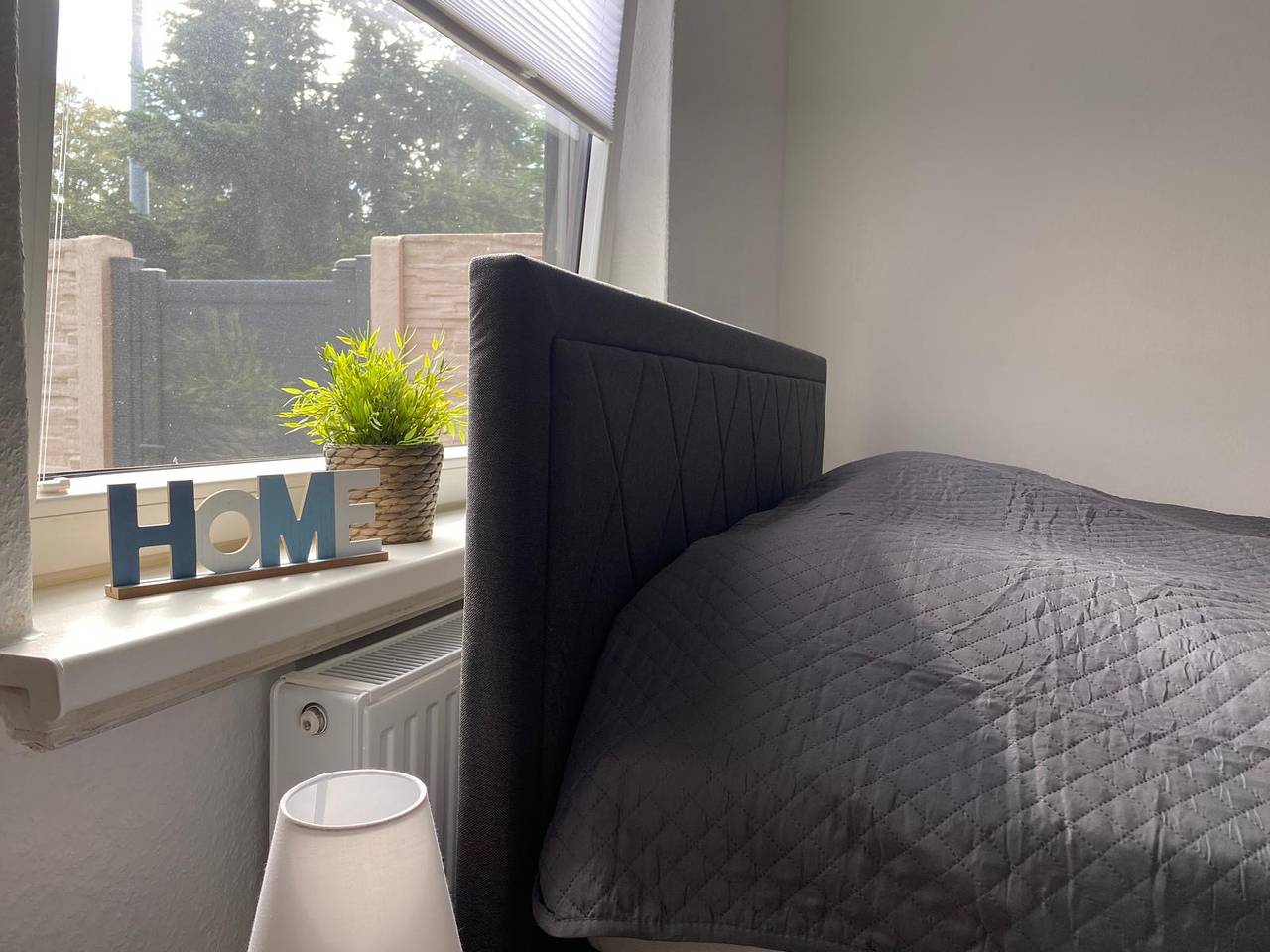 Ganze Wohnung, Ferienwohnung Auf Dem Hohm" mit privater Terrasse, privatem Garten und Wi-Fi in Geestland, Landkreis Cuxhaven