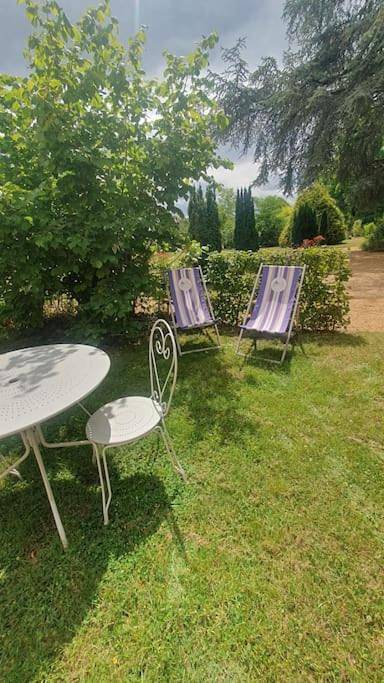 Gîte pour 2 personnes, avec jardin et terrasse à Durtal - 4