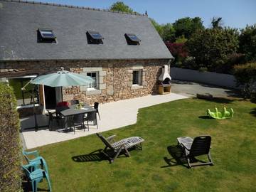 Gîte pour 5 personnes, avec terrasse et jardin à Pleumeur-Gautier