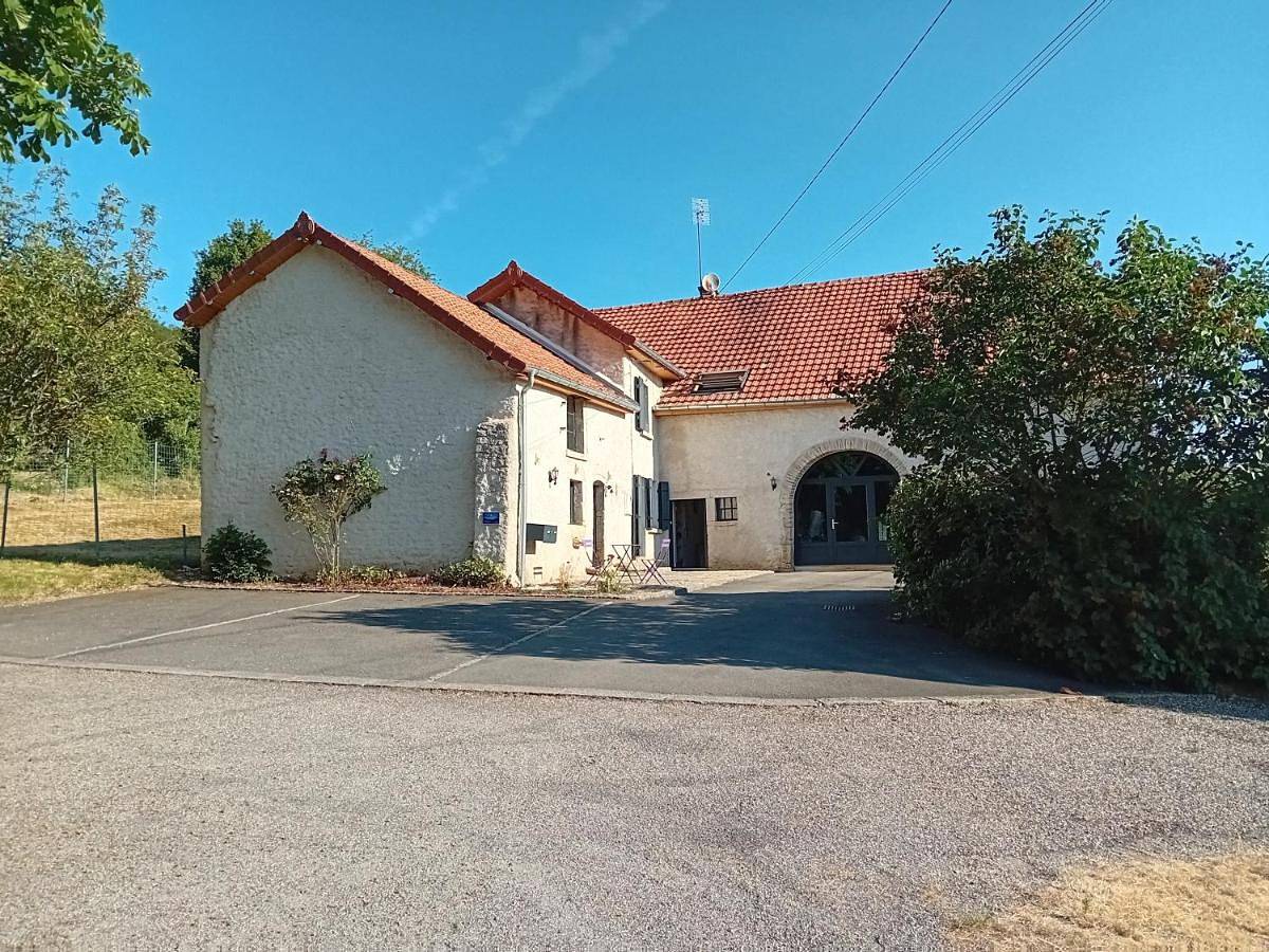 Maison en pleine nature in Borey, Haute-Saône