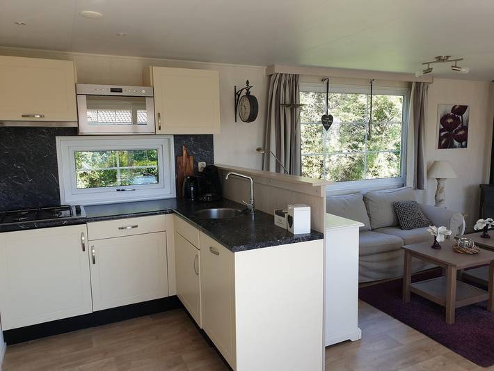 Chalet für 4 Personen, mit Terrasse und Balkon/Terrasse in Serooskerke - 3