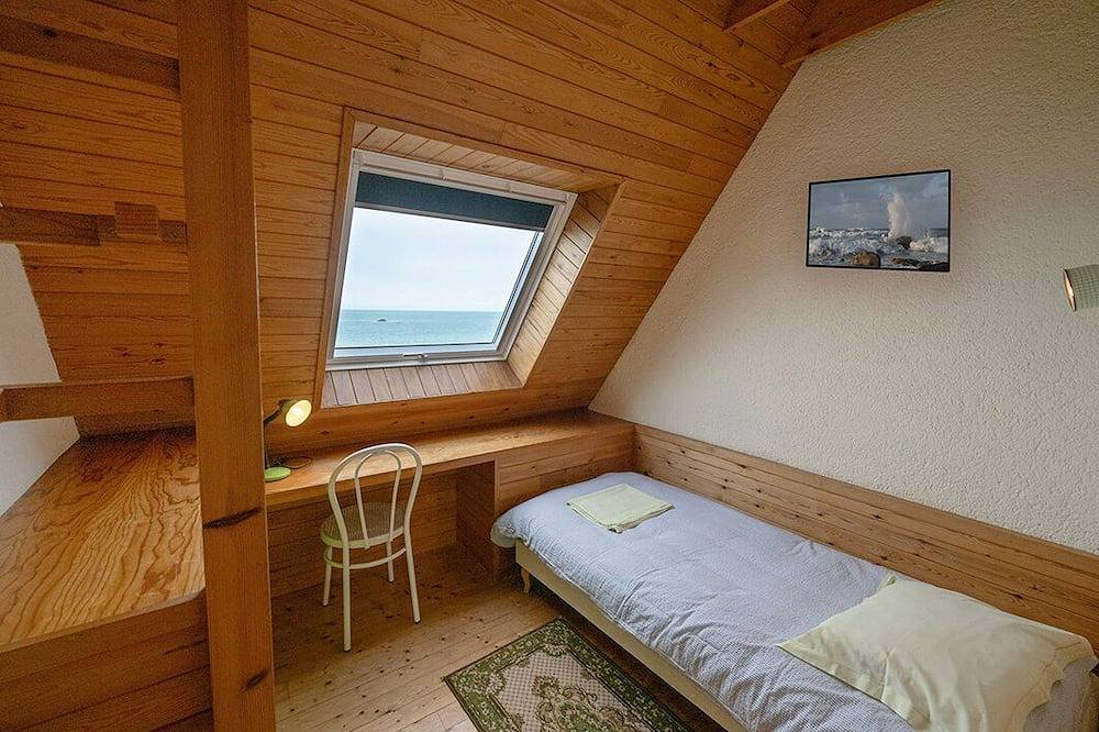 Freistehende Villa mit Blick auf das Meer: \"Füsse Im Wasser\". Freie Sicht. in Plouescat, Ceinture Dorée