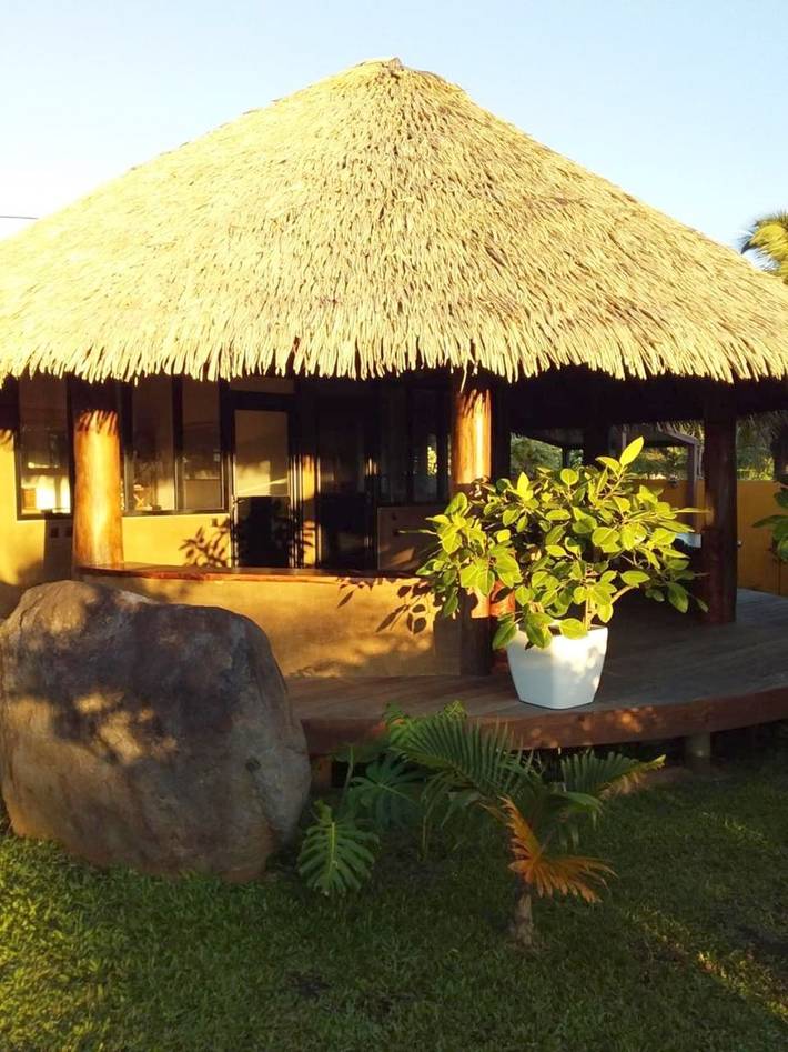 Maison d’hôte pour 5 personnes, avec piscine ainsi que jardin et vue