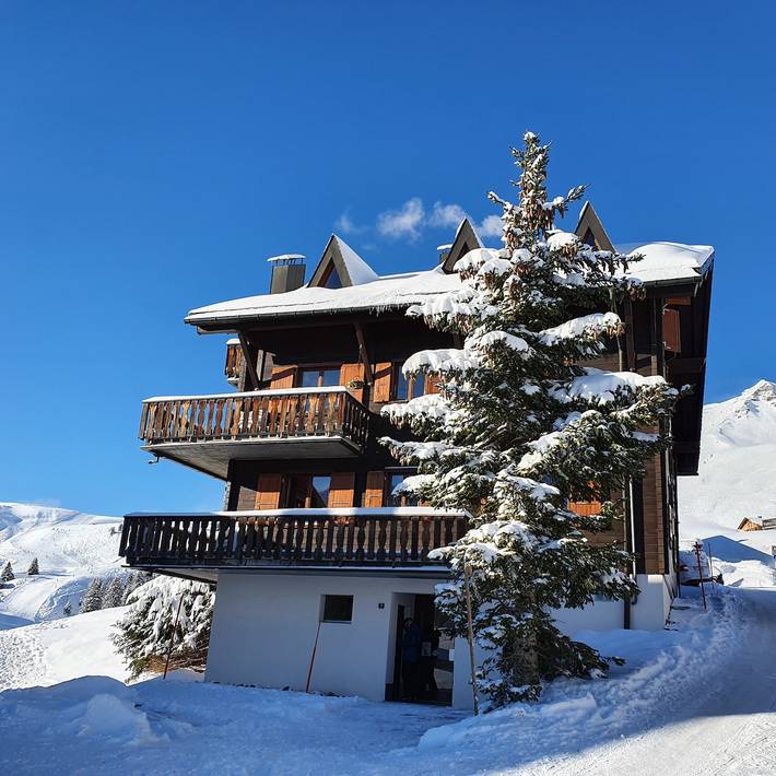 Gîte pour 4 personnes, avec balcon, adapté aux familles à Val-d'Illiez - 4