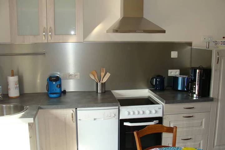 Gîte pour 4 personnes, avec jardin à Gannay-sur-Loire - 2