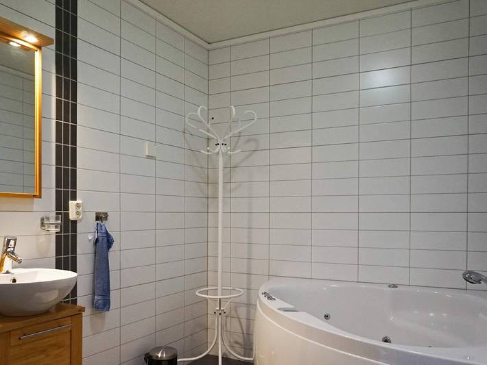 Ferienhaus mit Meerblick für 4 Personen, mit Sauna und Terrasse sowie Garten und Whirlpool in Bohuslän - 4