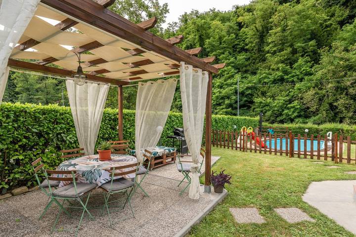 Ferienhaus für 9 Personen, mit Garten