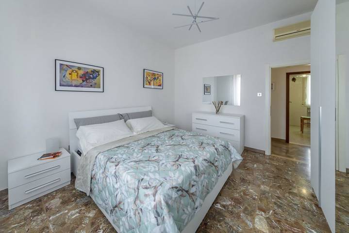 Appartamento intero, Ospedale Sant'Orsola Pizzardi White Apartment in Bologna, Provincia di Bologna