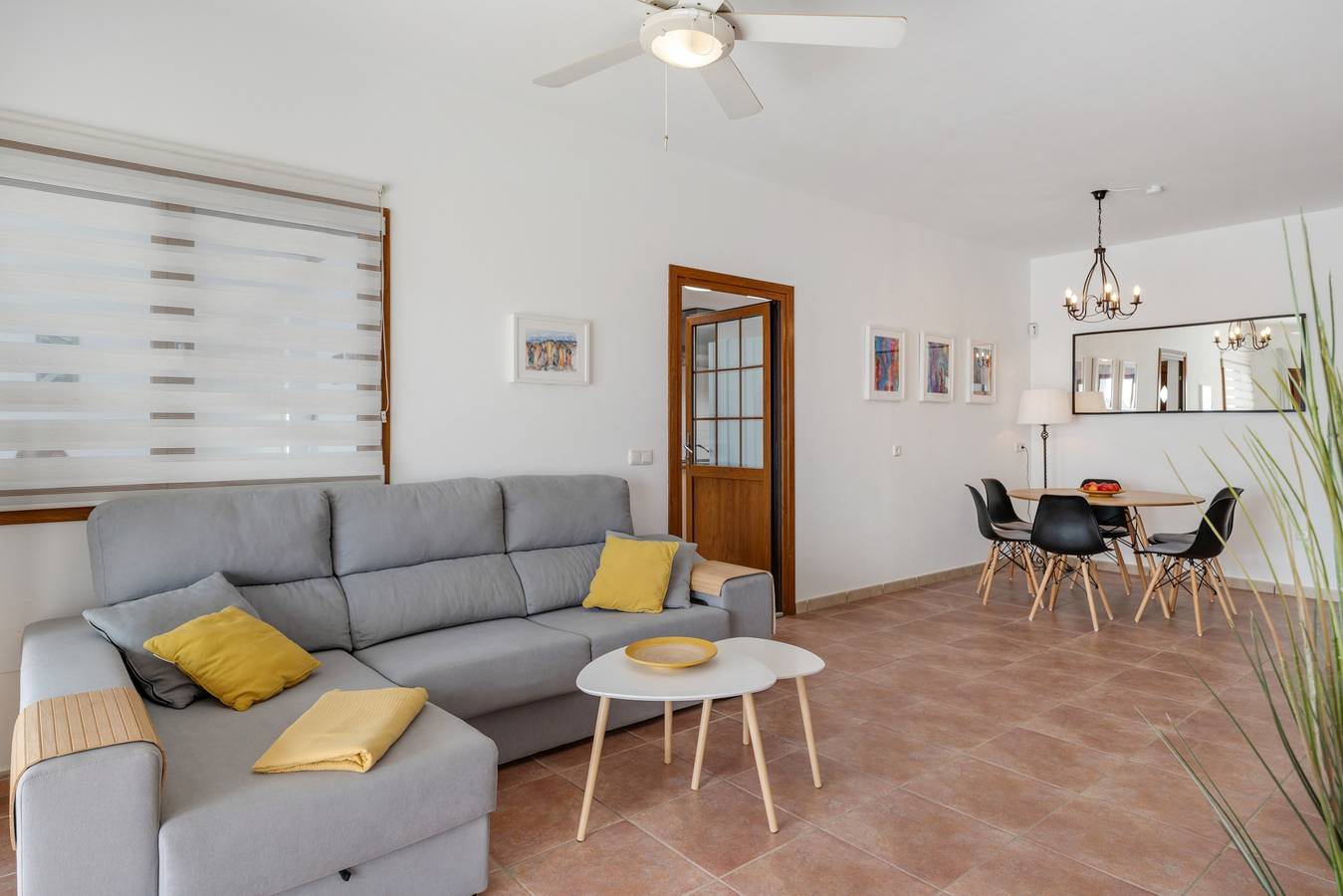 Holiday Villa 'Nitho' with Sea View, Private Pool and Wi-Fi in Playa Blanca, Yaiza