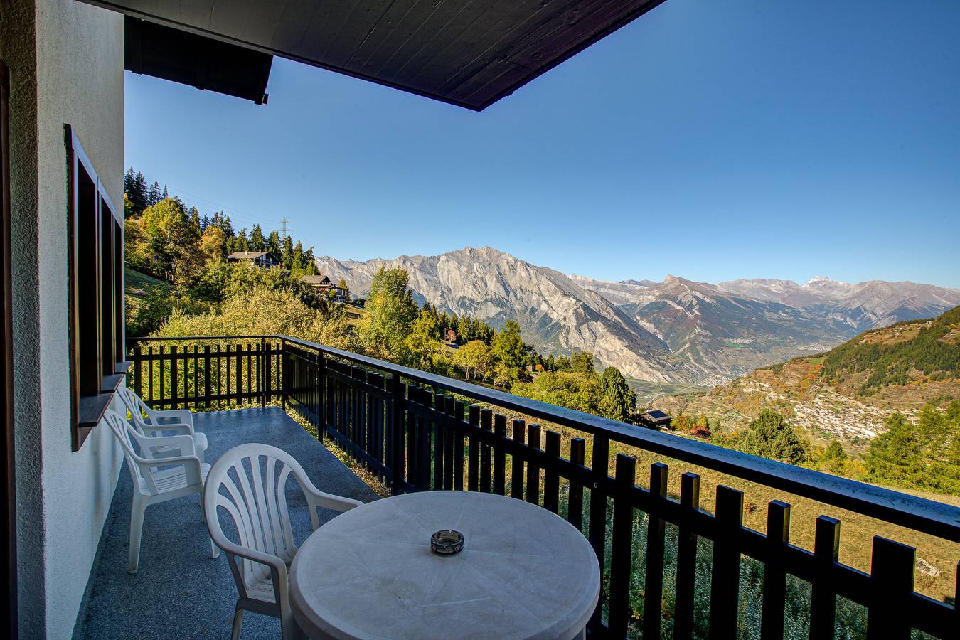 Ganze Wohnung, Ferienwohnung Appartement Arolles 711 in La Tzoumaz, Riddes