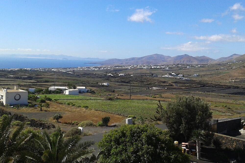 Ganze Wohnung, Panorama Blick auf Meer und Berge, in Conil,  nahe der Weinstraße. in Conil, Tías