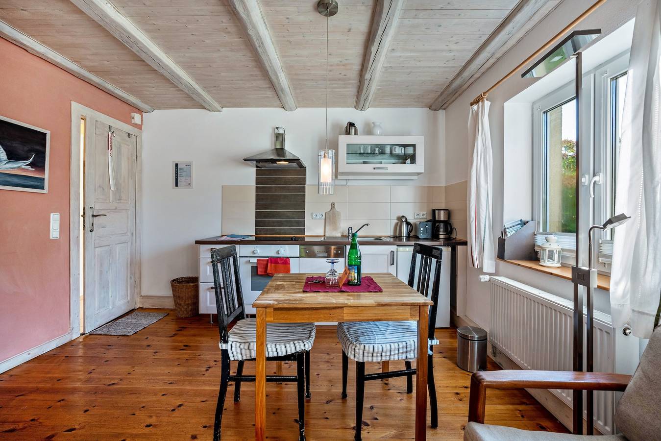 Ganze Wohnung, Ferienwohnung 'Öko Fewo Sturmmöwe' mit privater Terrasse, privatem Garten und Wi-Fi in Kieler Förde, Kiel