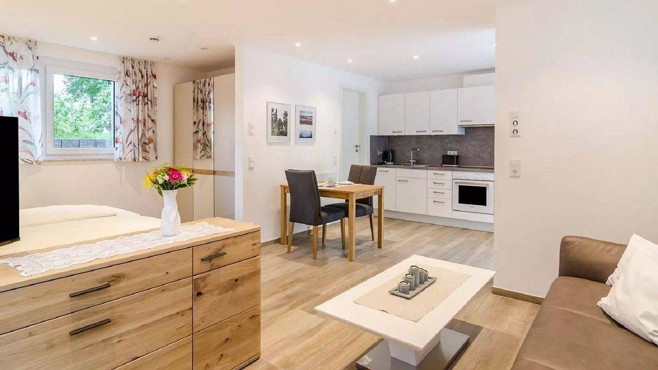 Ganze Ferienwohnung, Ferienwohnung für 2 Personen (45 m²) in Überlingen in Hödingen, Überlingen