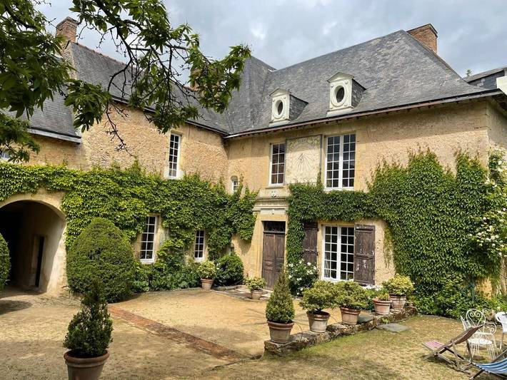 Maison d’hôte pour 6 personnes, avec jardin et vue à Durtal