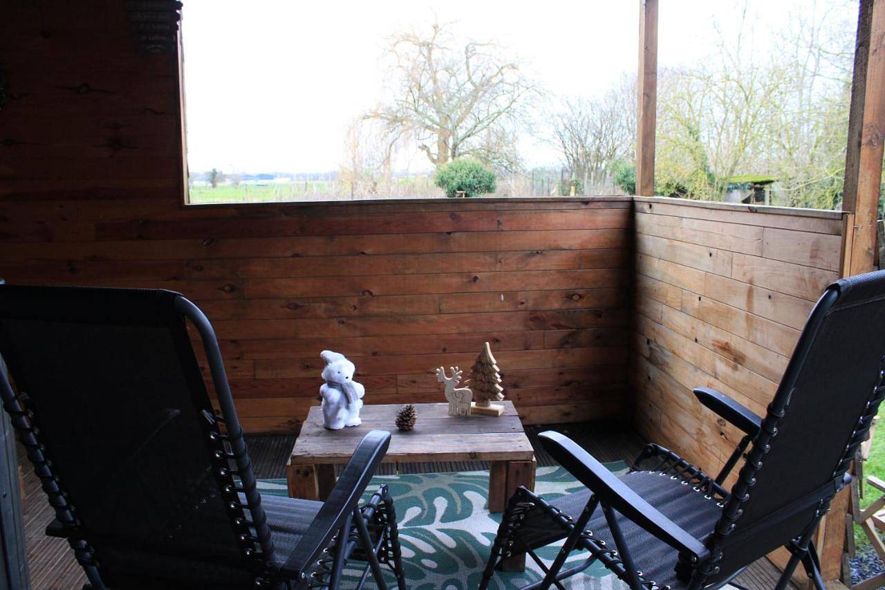 Double Room with Terrace in Vieux-Condé, Région de Valenciennes