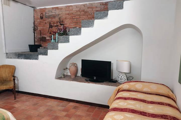 Gîte pour 5 personnes, avec jardin dans Puntalazzo - 3