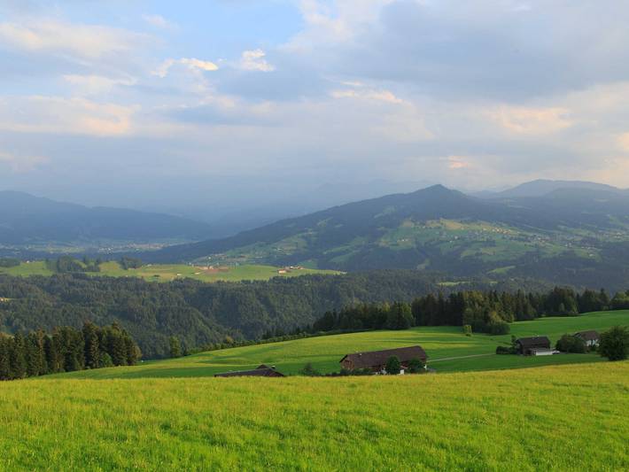 Ferienwohnung für 5 Personen, mit Balkon und Terrasse sowie Garten und Ausblick in Vorarlberg - 4