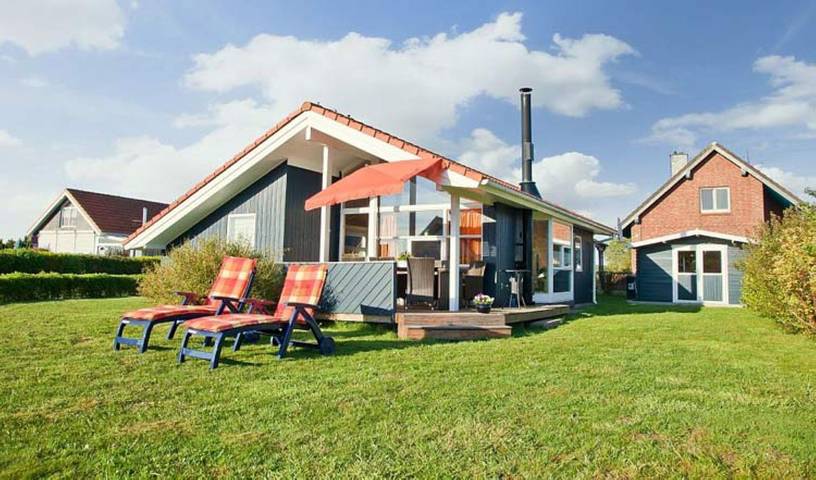 Ferienhaus für 4 Personen, mit Terrasse und Garten sowie Sauna in Schönhagen - 2