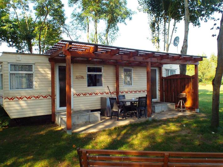 Ferienhaus für 4 Personen, mit Terrasse und Garten sowie Seeblick in Dabel