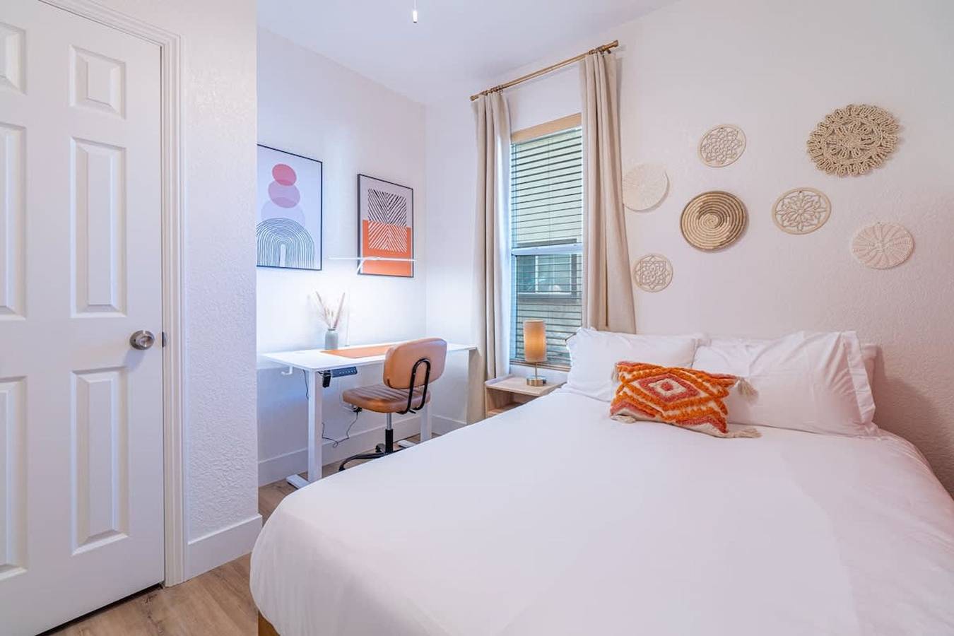 Charming Family 2Br Midtown Reno - Pets Welcome in Reno, Nevada