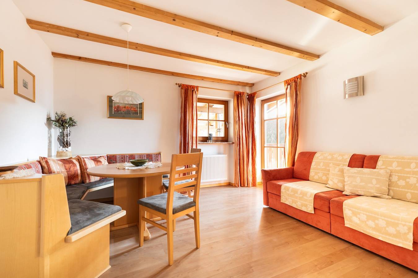 Ganze Wohnung, Grafaierhof Apartment 'Engel' mit Bergblick in Kastelruth, Dolomiti Superski